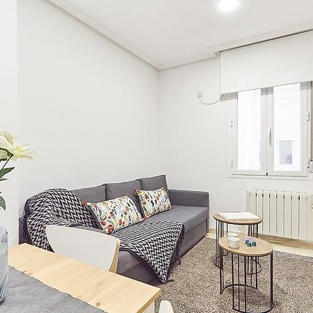 Leeways Apartment Xxx In Gran Via Madrid Bagian luar foto