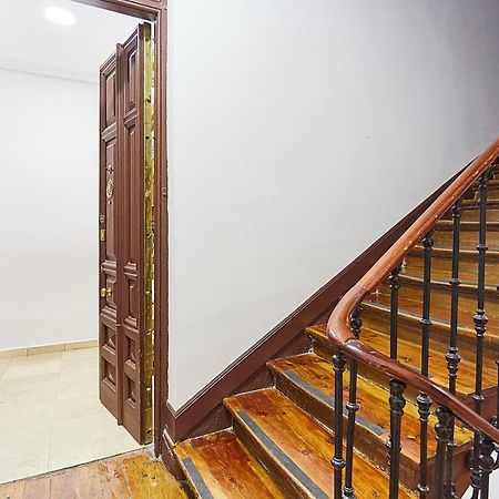 Leeways Apartment Xxx In Gran Via Madrid Bagian luar foto